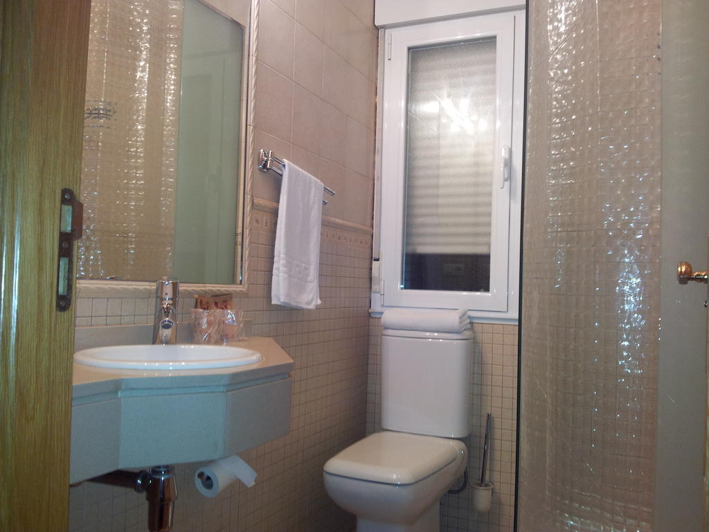 Alojamientos Rio Cares León Chambre photo