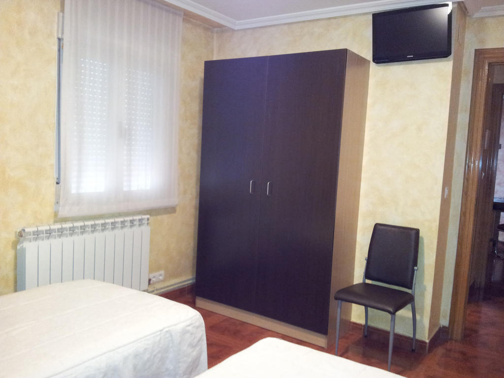 Alojamientos Rio Cares León Chambre photo
