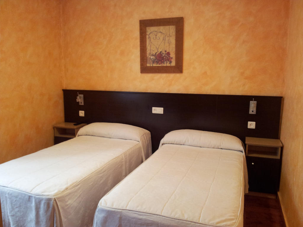 Alojamientos Rio Cares León Chambre photo